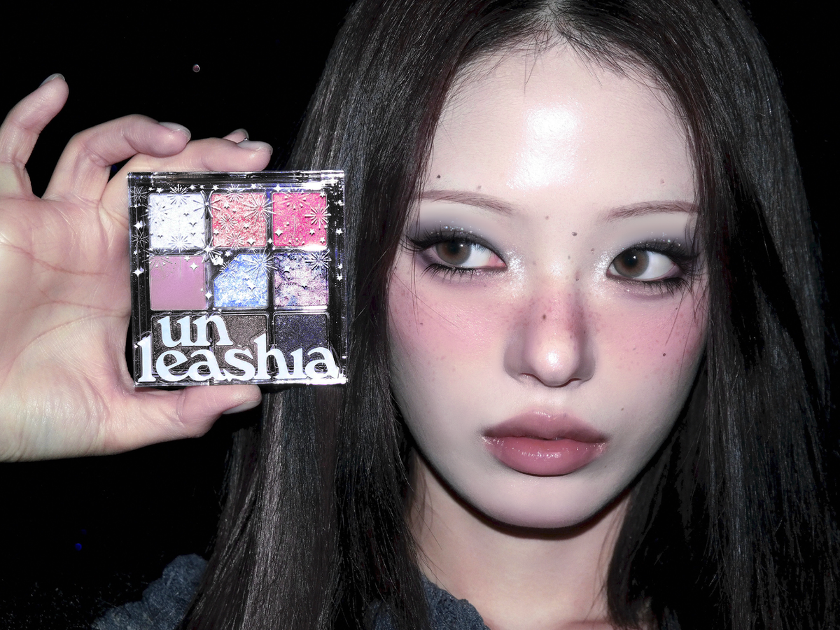 UNLEASHIA - Glitterpedia Eye Palette NO.8 All of Dancing Swan